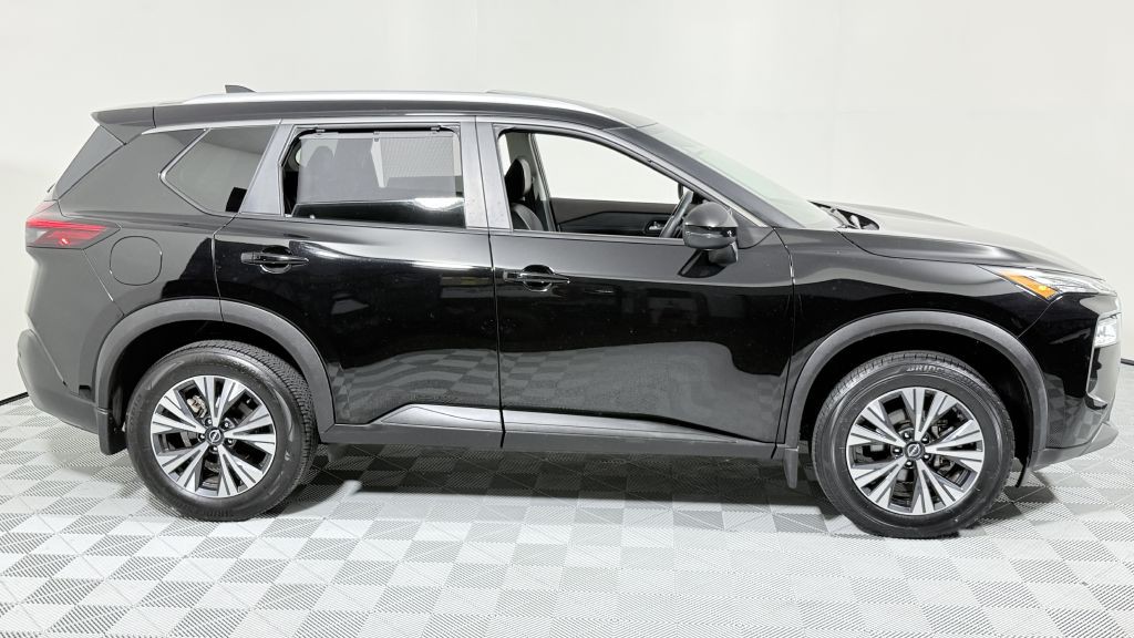 2022 Nissan Rogue Image 3