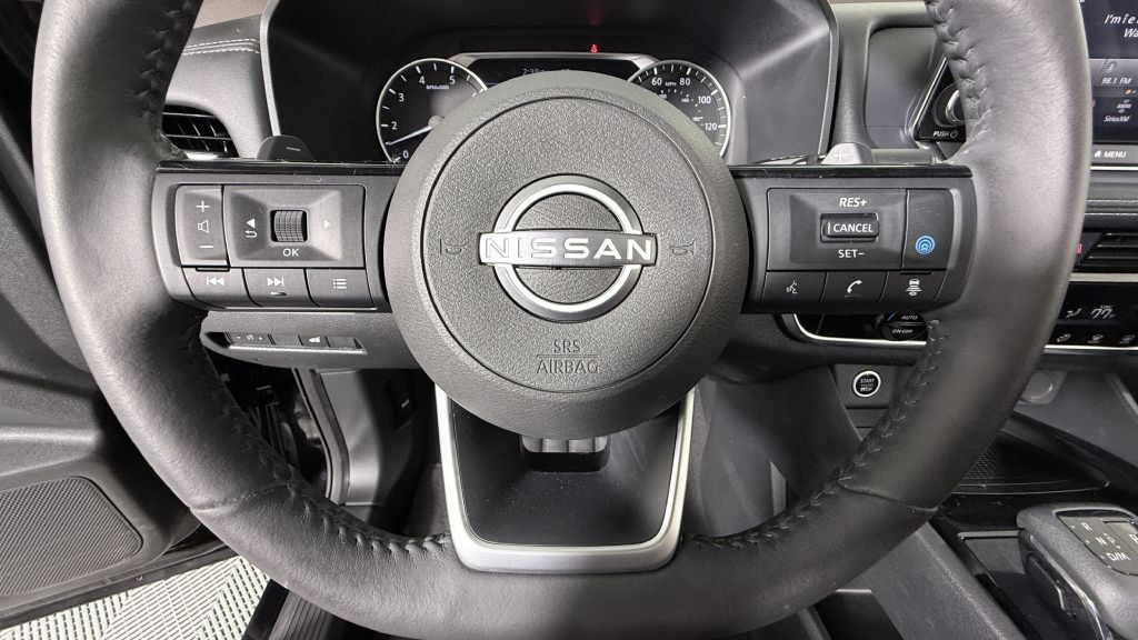 2022 Nissan Rogue Image 13
