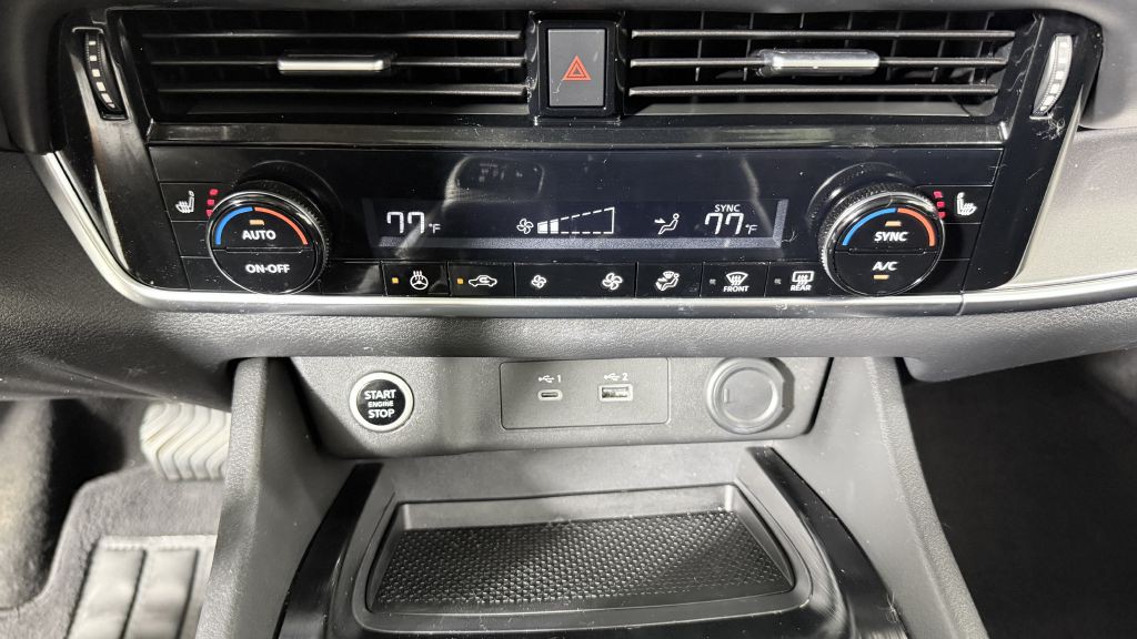 2022 Nissan Rogue Image 17