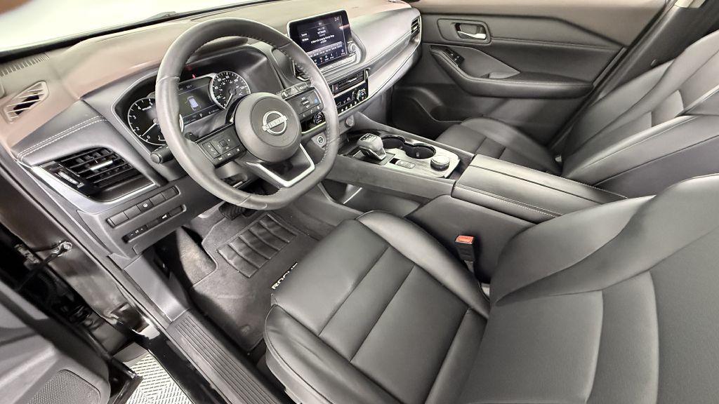 2022 Nissan Rogue Image 18