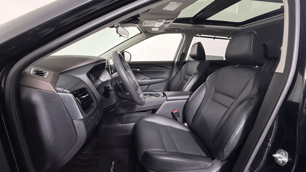 2022 Nissan Rogue Image 19