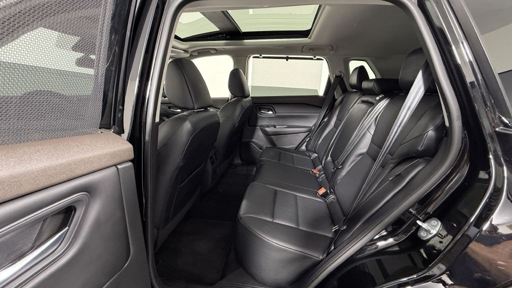 2022 Nissan Rogue Image 21