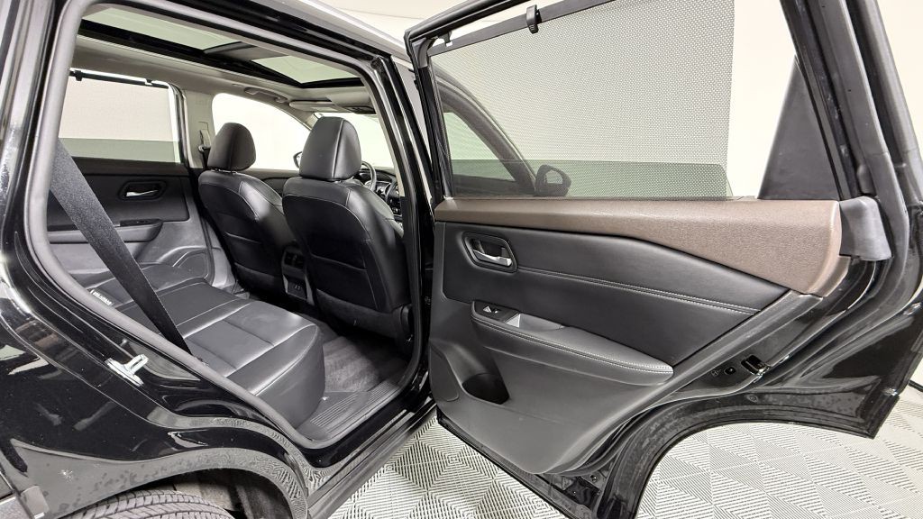 2022 Nissan Rogue Image 24