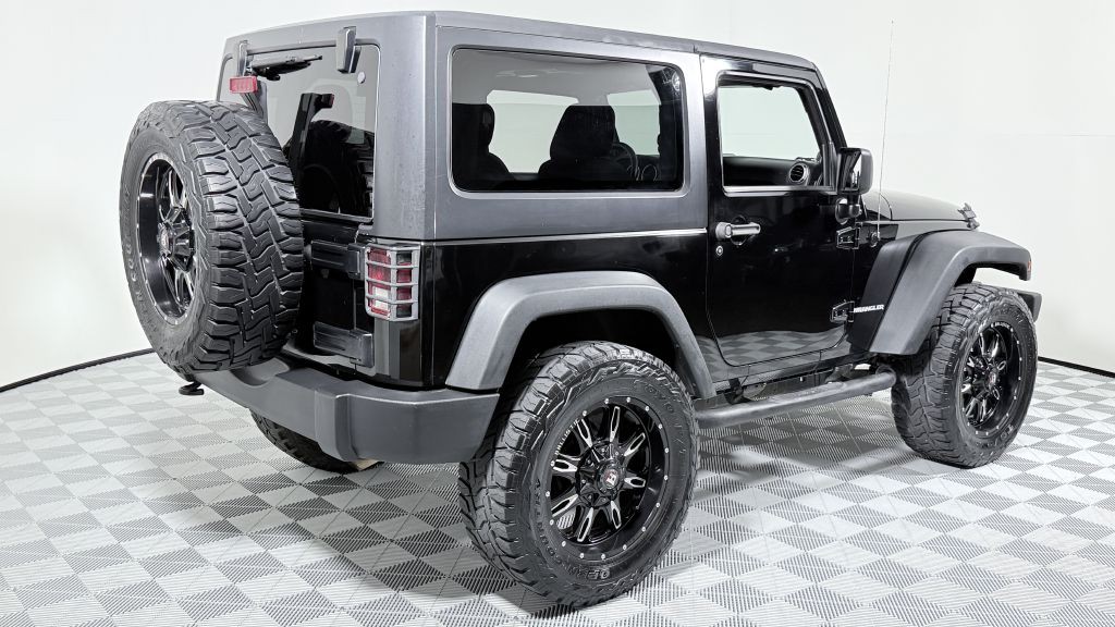 2013 Jeep Wrangler Image 4