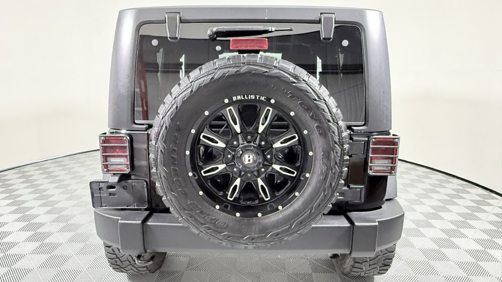 2013 Jeep Wrangler Image 5
