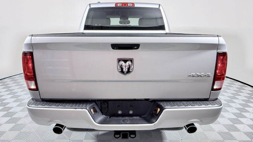 2015 RAM 1500 Image 5