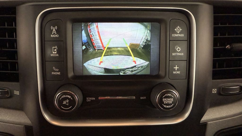 2015 RAM 1500 Image 16