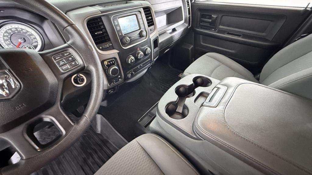 2015 RAM 1500 Image 17