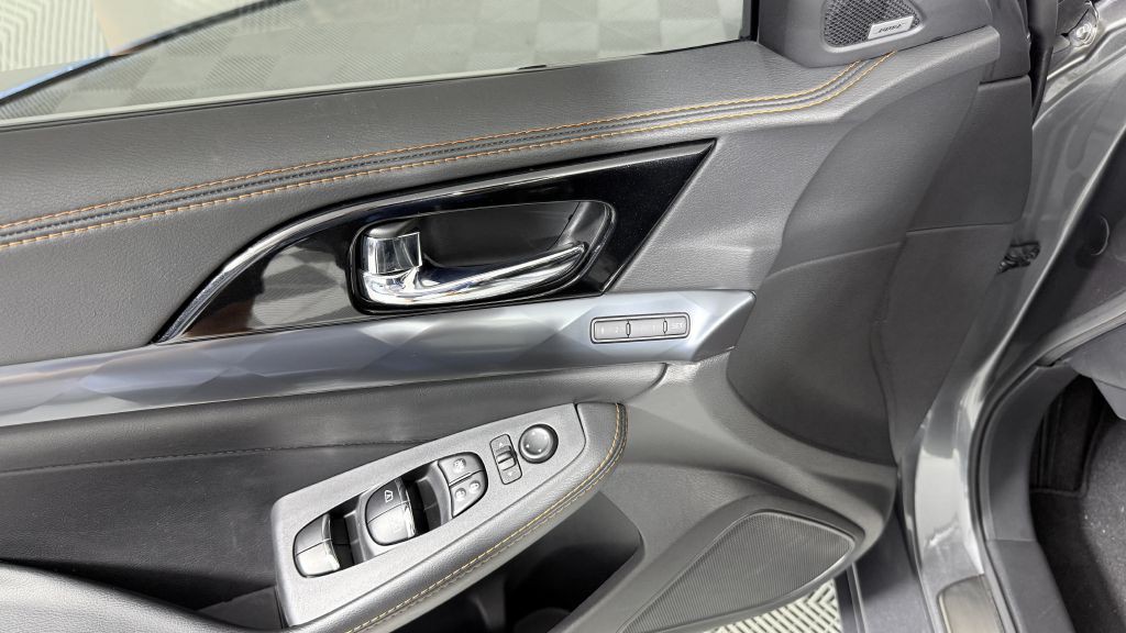 2020 Nissan Maxima Image 12
