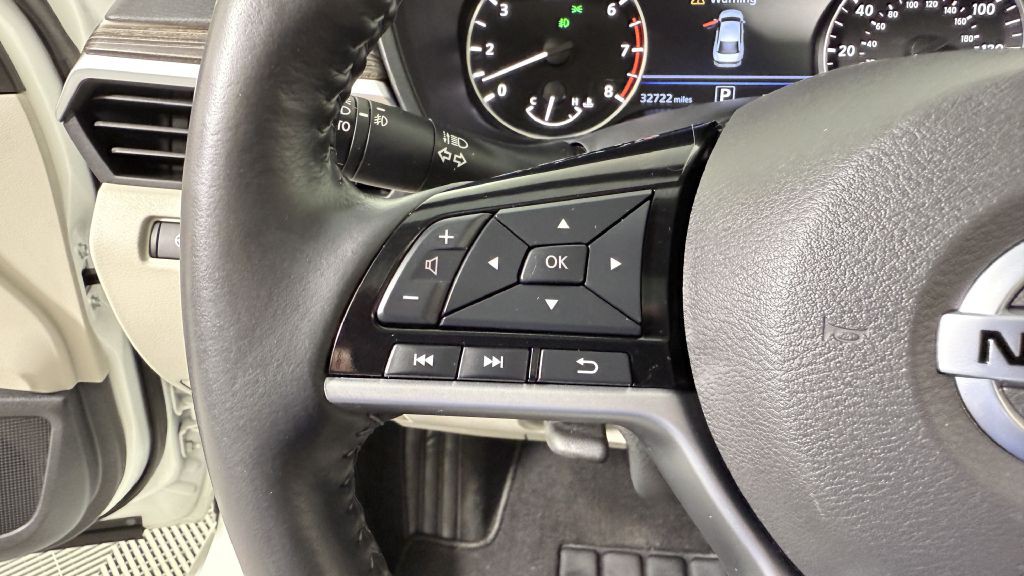 2022 Nissan Altima Image 14