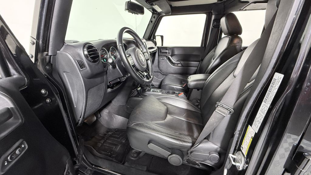 2015 Jeep Wrangler Unlimited Image 11