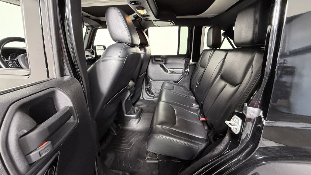 2015 Jeep Wrangler Unlimited Image 21