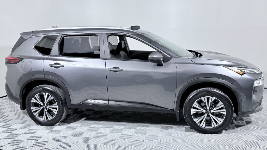 2023 Nissan Rogue Image 3