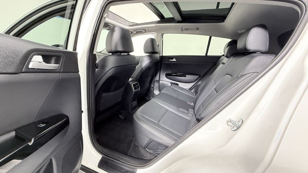 2022 Kia Sportage Image 24