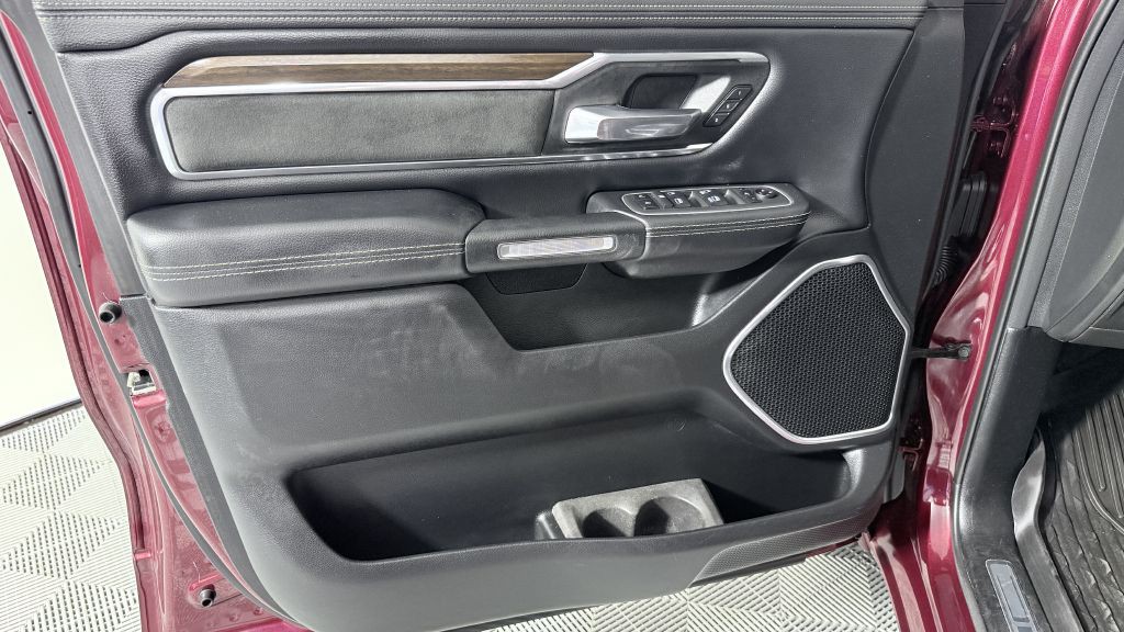 2021 RAM 1500 Image 12