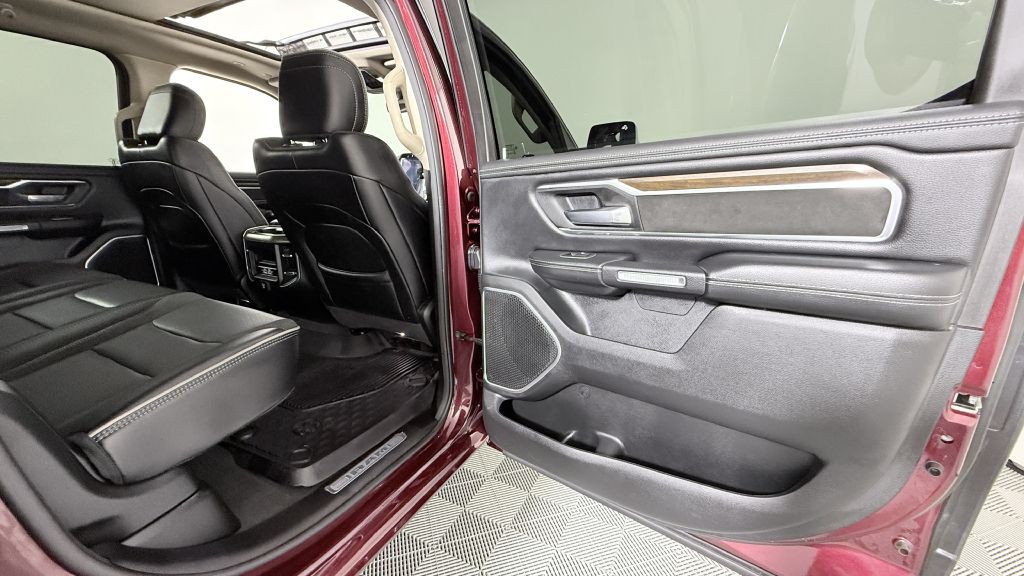 2021 RAM 1500 Image 25
