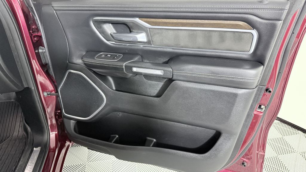 2021 RAM 1500 Image 28