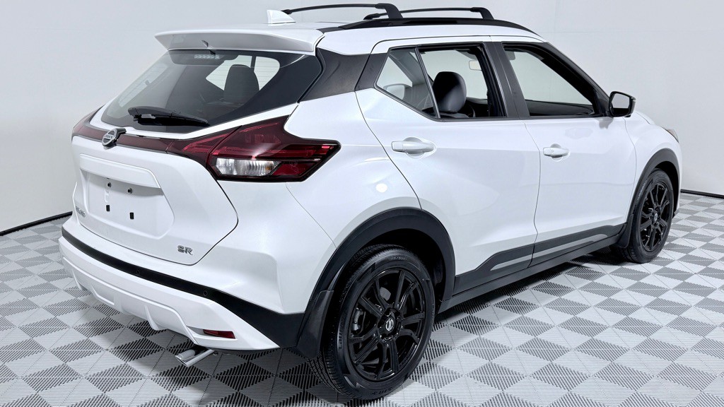 2021 Nissan Kicks Image 3