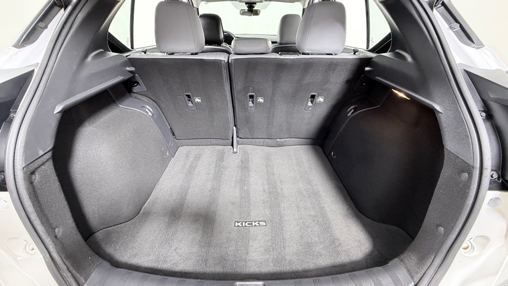 2021 Nissan Kicks Image 25