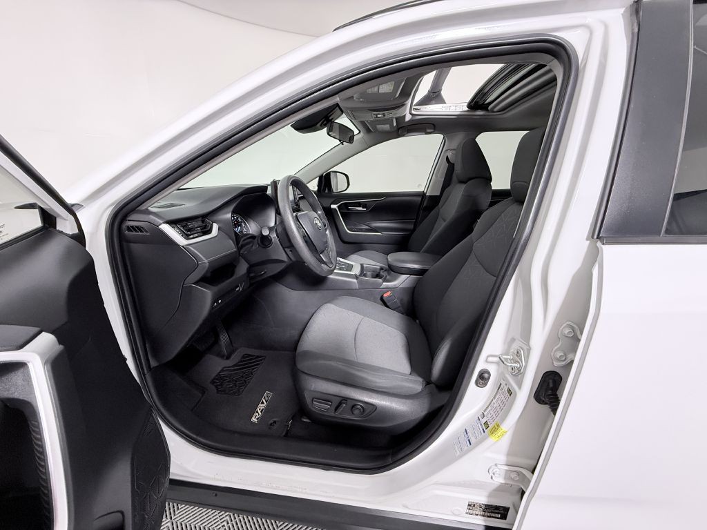 2021 Toyota Rav4 Image 10