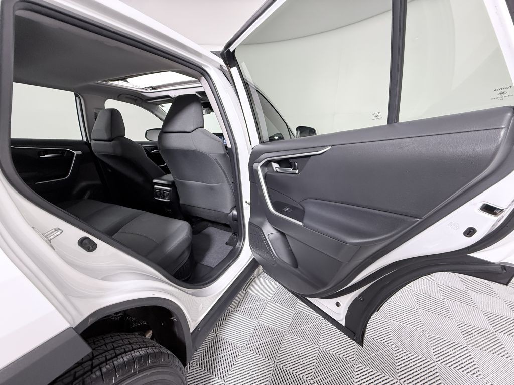 2021 Toyota Rav4 Image 24