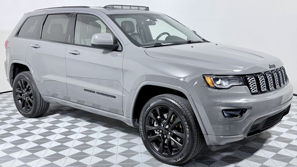 2021 Jeep Grand Cherokee Image 1