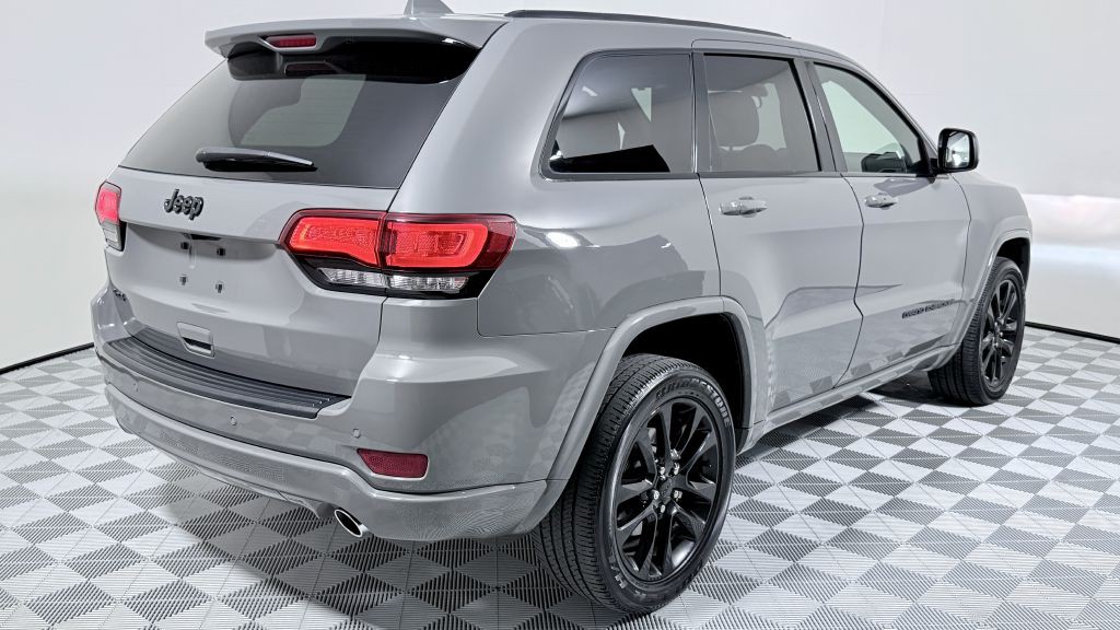 2021 Jeep Grand Cherokee Image 4