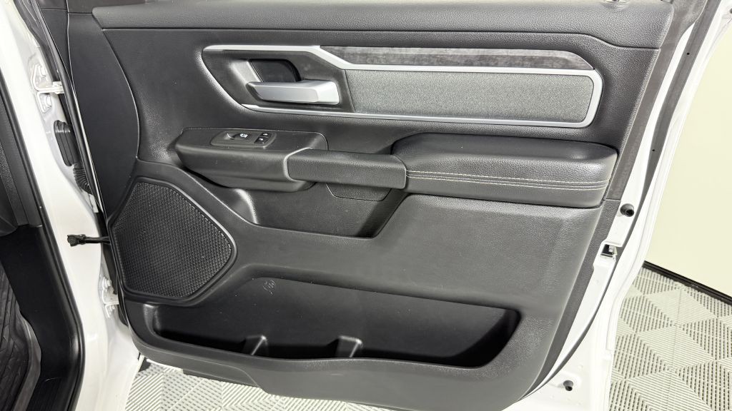 2021 RAM 1500 Image 28