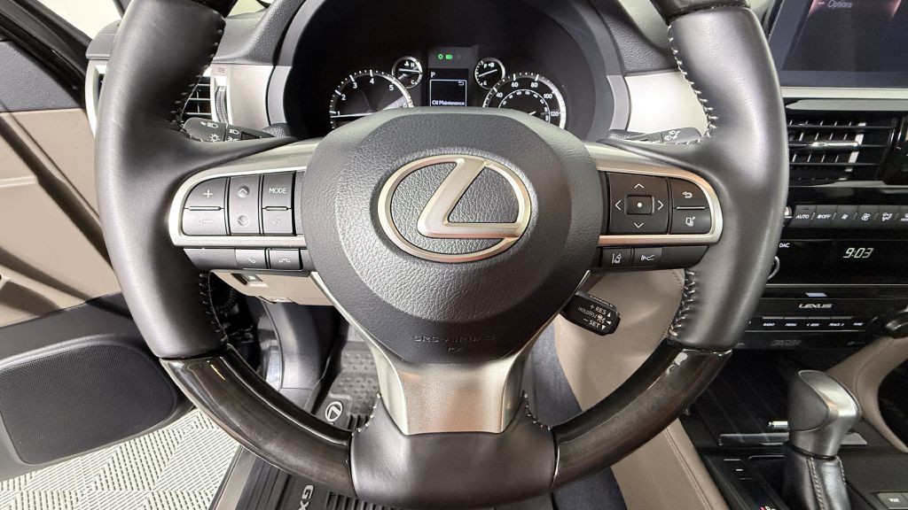 2023 Lexus GX Image 14