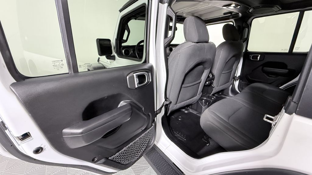 2021 Jeep Wrangler Unlimited Image 21