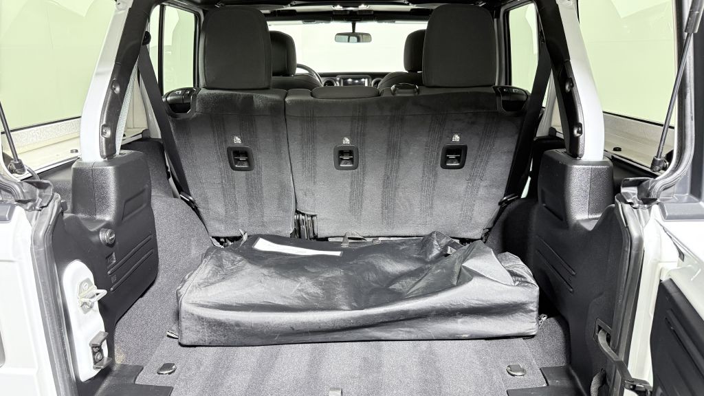 2021 Jeep Wrangler Unlimited Image 24