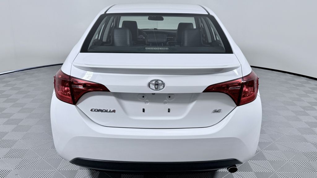 2017 Toyota Corolla Image 5