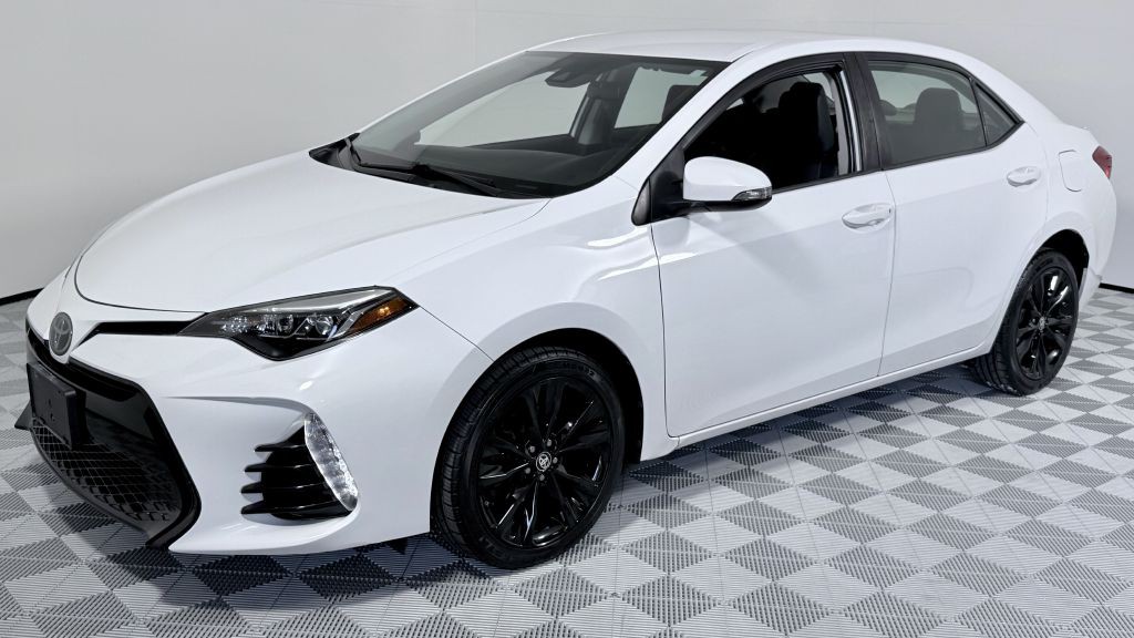 2017 Toyota Corolla Image 8
