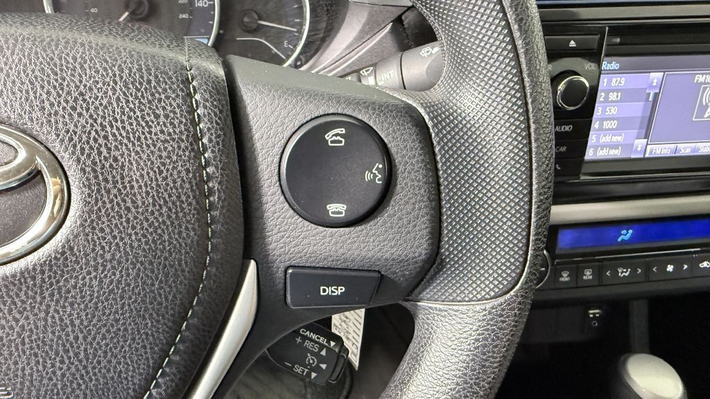 2016 Toyota Corolla Image 13