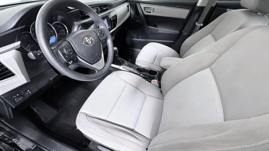 2016 Toyota Corolla Image 15