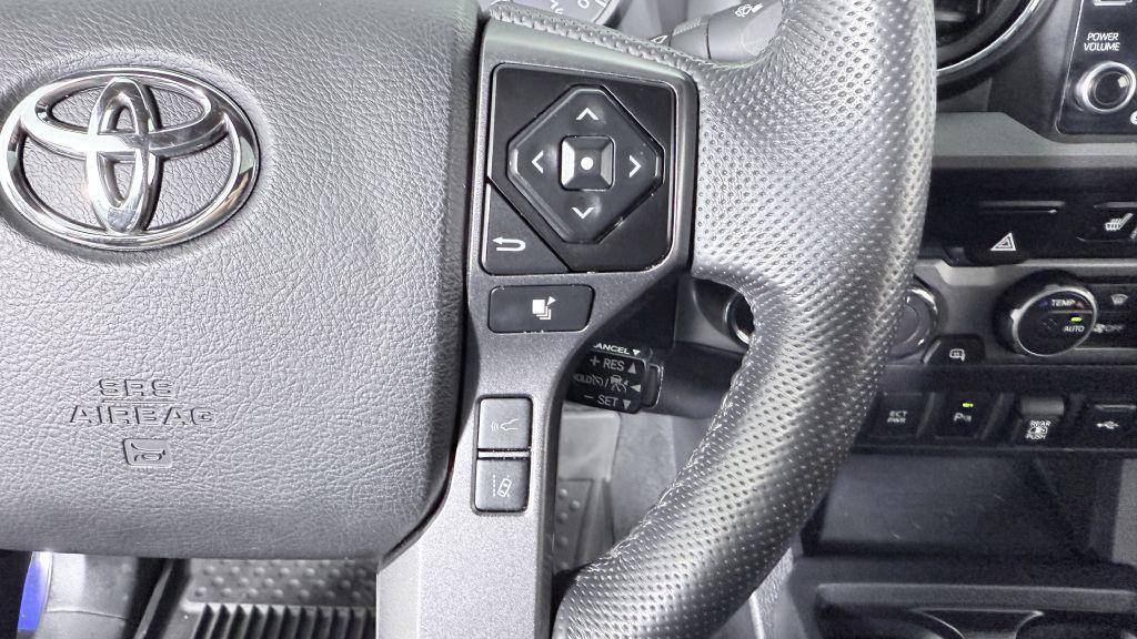 2022 Toyota Tacoma Image 16