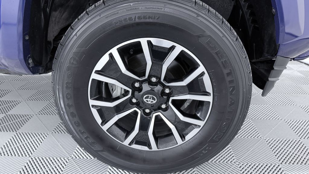 2022 Toyota Tacoma Image 30