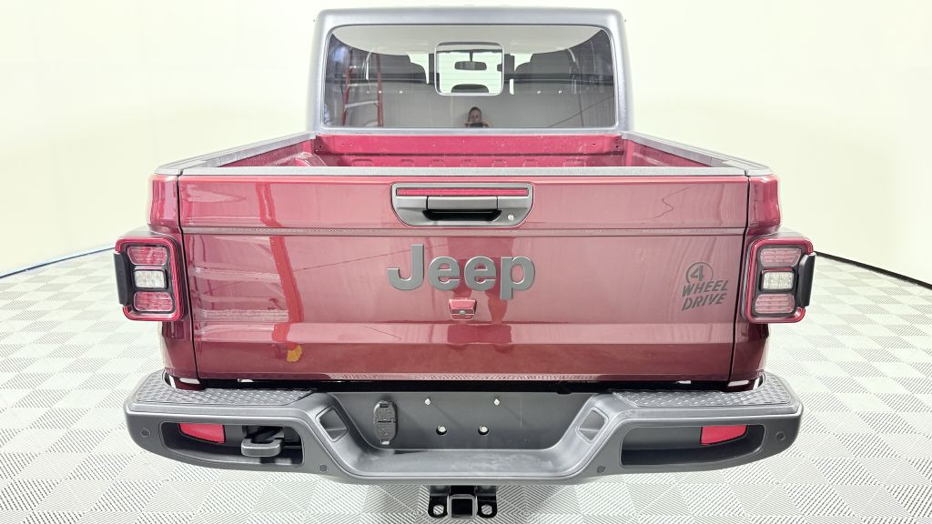 2021 Jeep Gladiator Image 5