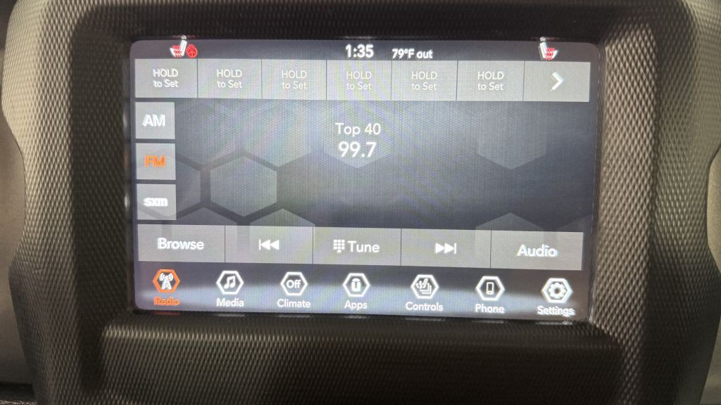 2021 Jeep Gladiator Image 16