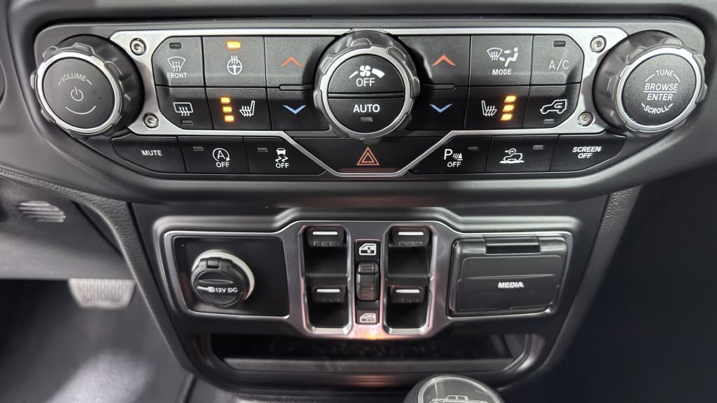 2021 Jeep Gladiator Image 18