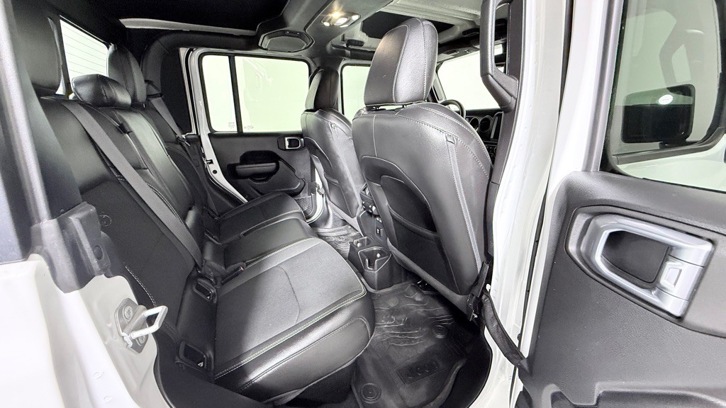 2021 Jeep Gladiator Image 25