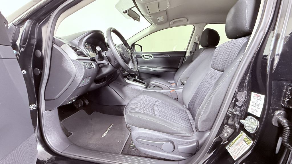 2019 Nissan Sentra Image 7
