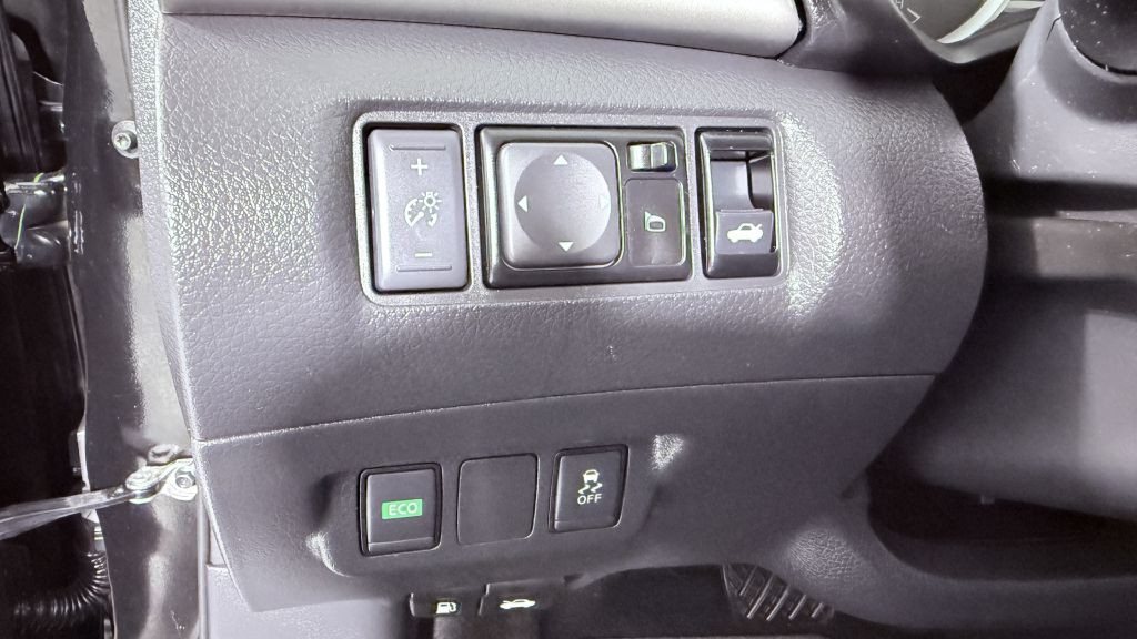 2019 Nissan Sentra Image 9