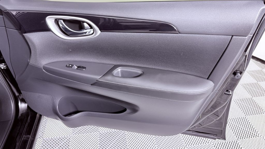 2019 Nissan Sentra Image 22