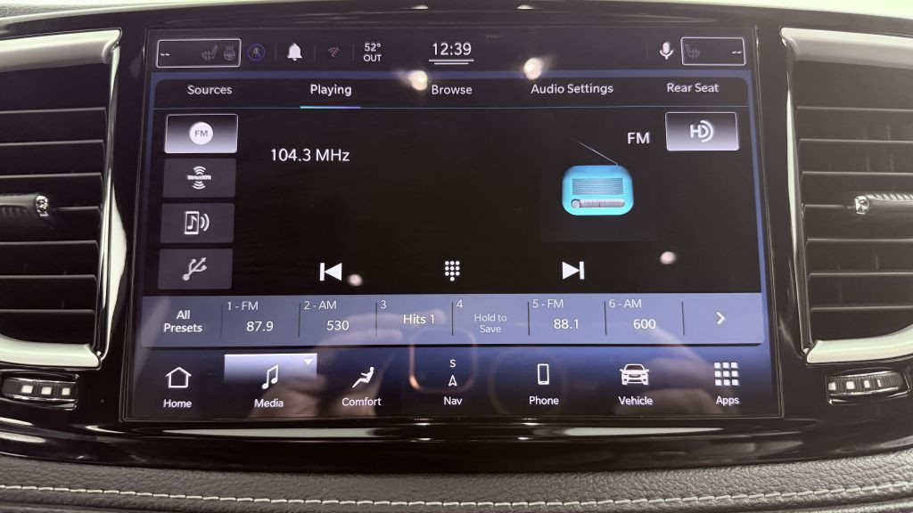 2021 Chrysler Pacifica Image 17