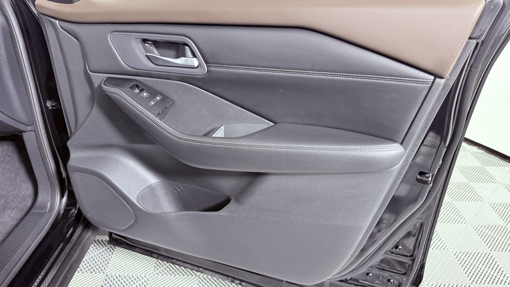 2023 Nissan Rogue Image 24