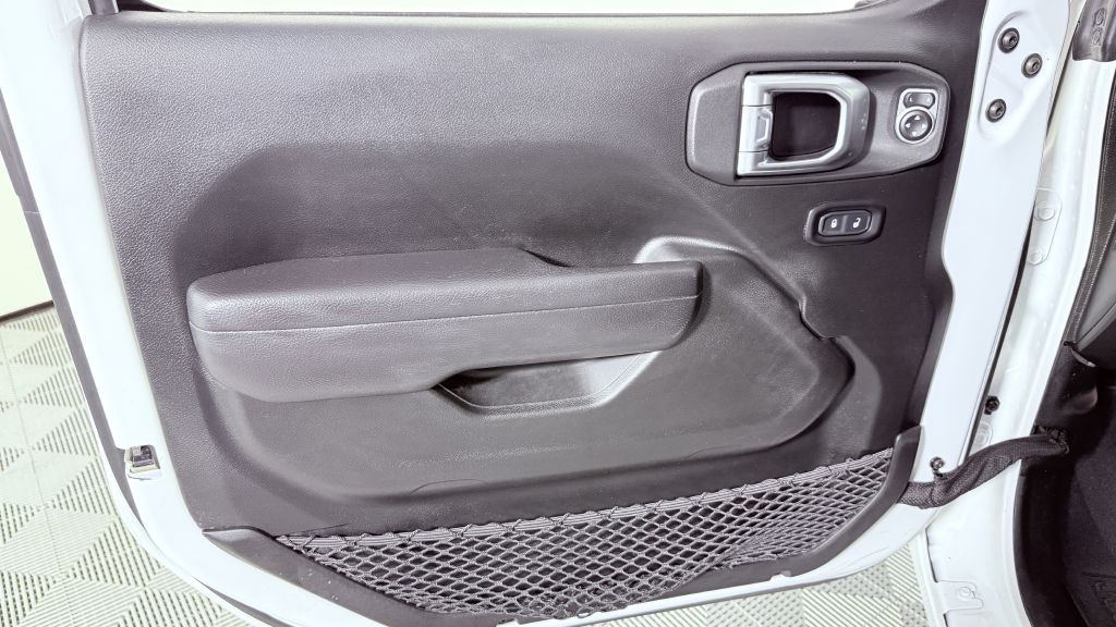 2022 Jeep Wrangler Unlimited Image 9