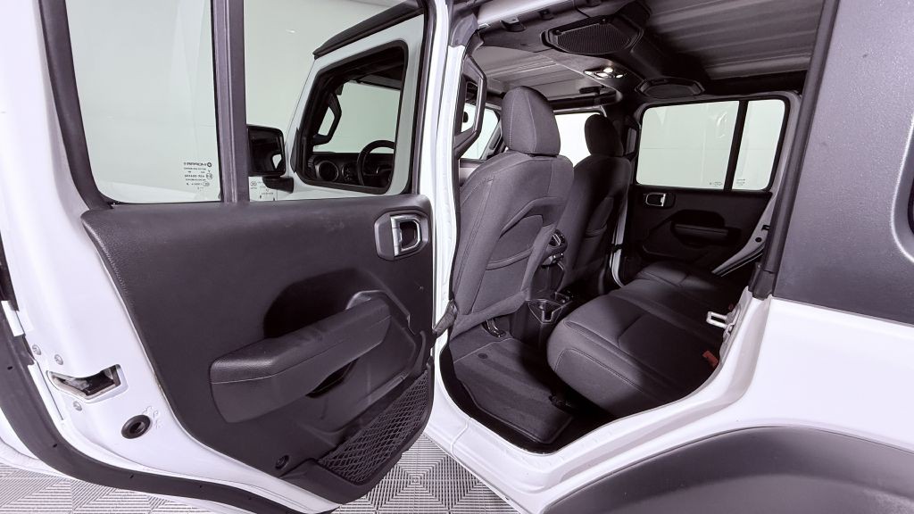 2022 Jeep Wrangler Unlimited Image 18