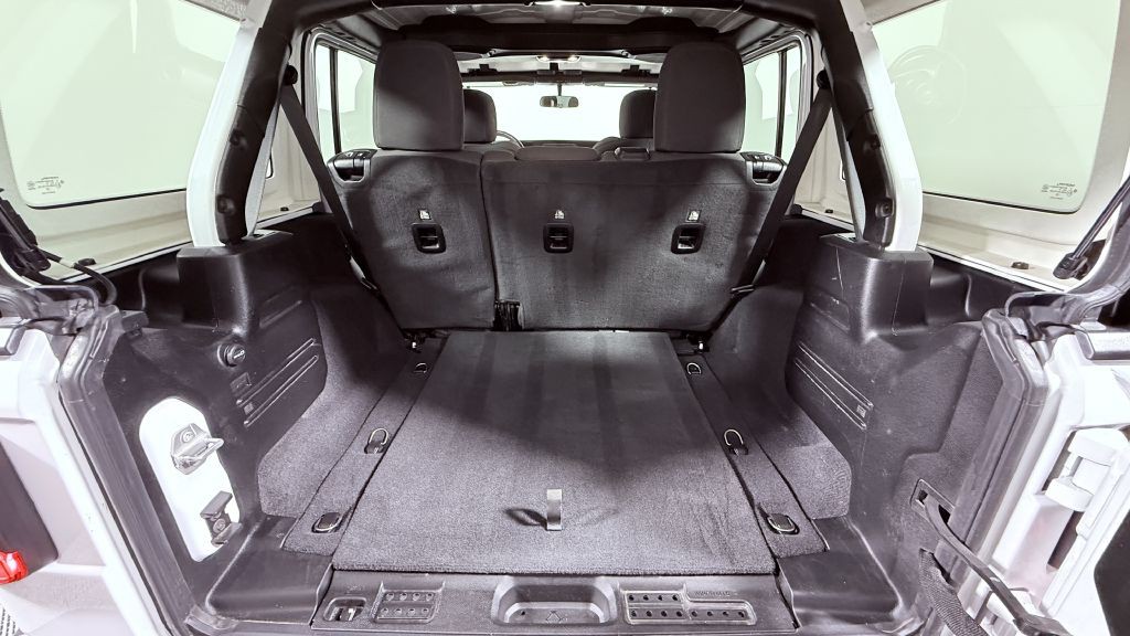 2022 Jeep Wrangler Unlimited Image 21