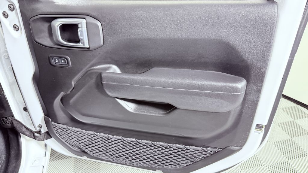 2022 Jeep Wrangler Unlimited Image 25